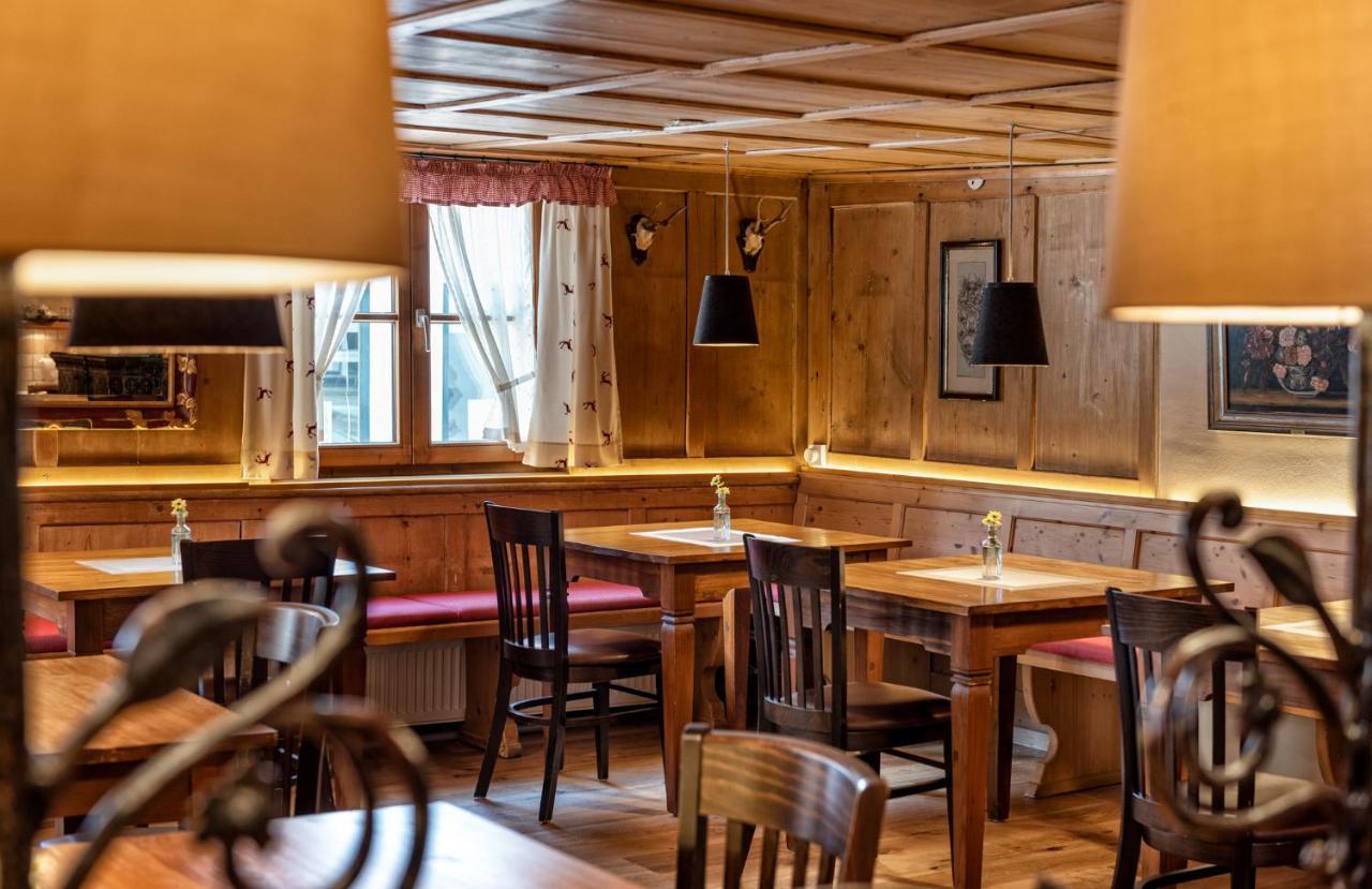 Hotel Hirsch 4*